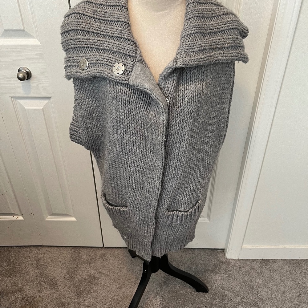 French Connection size M sweater